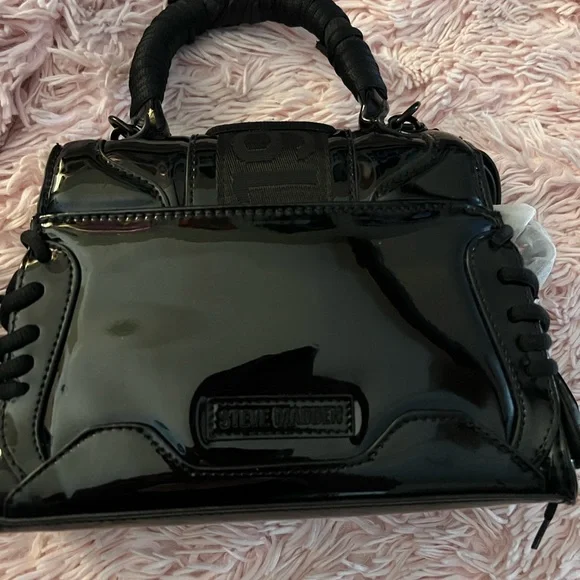 Steve Madden Glossy Black
Steve Madden Diego shoulder bag with top handle - Picture 5 of 12